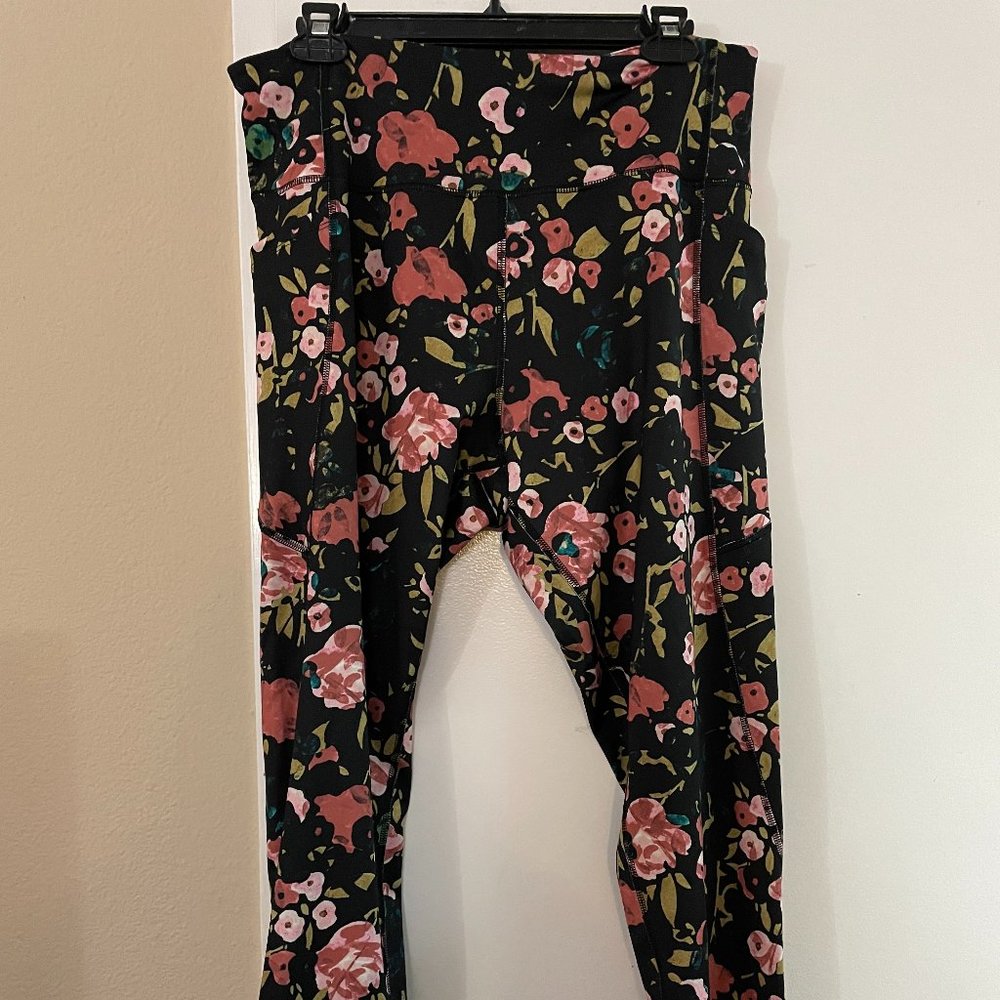 Tek Gear pocket leggings